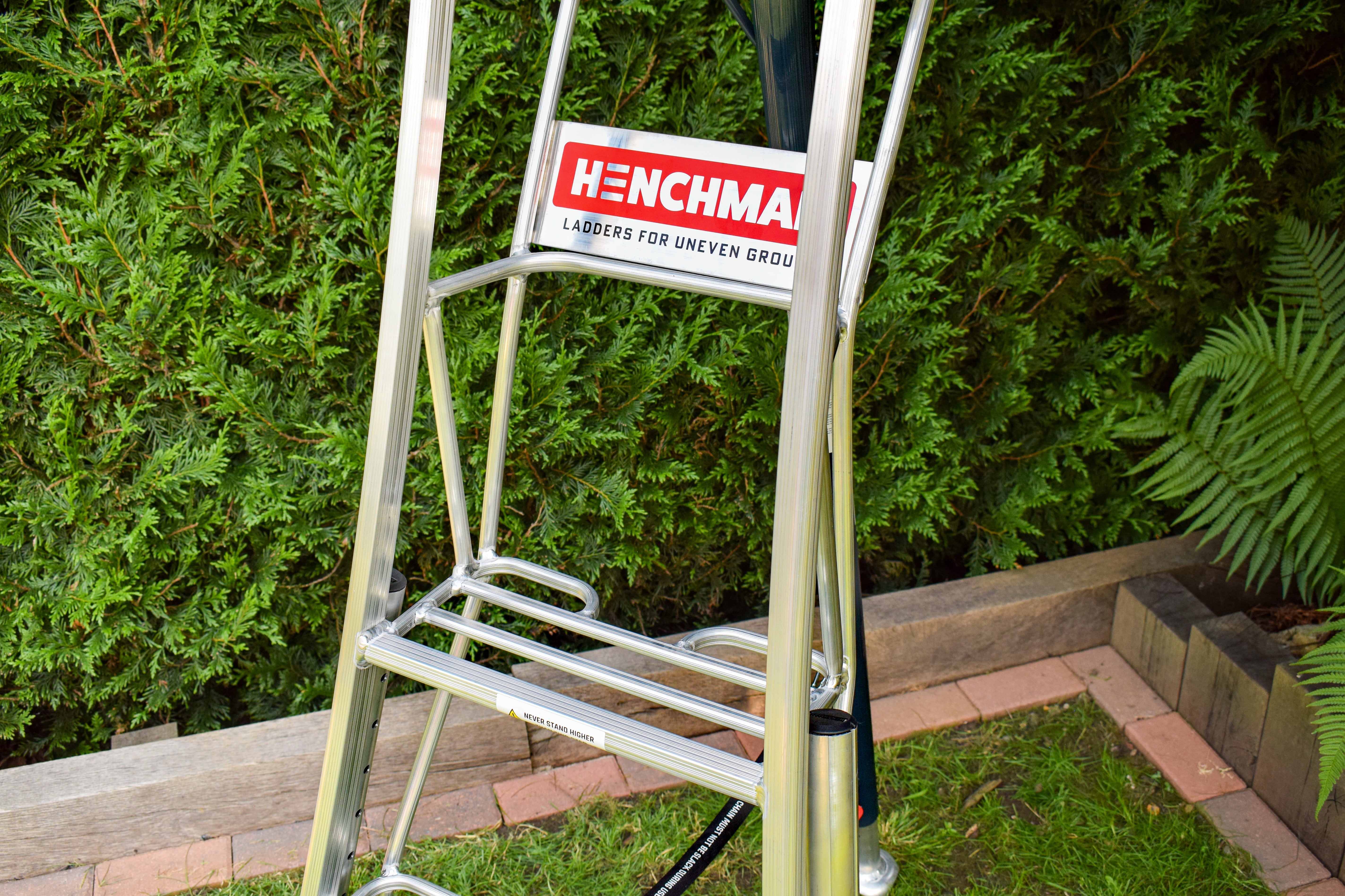 2025 Edition Fully Adjustable Tripod Ladder 8ft / 2.4m – The Ladder Company