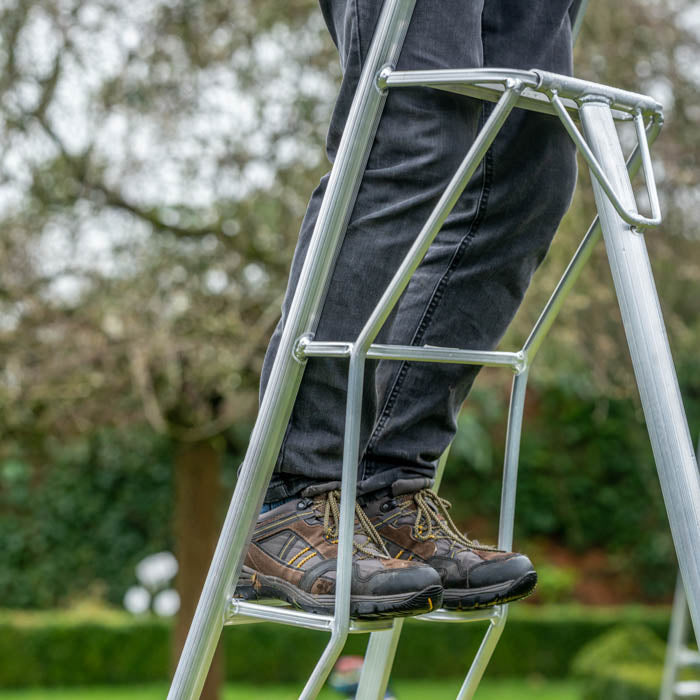 Professional Platform Tripod Ladder - 3 Legs Adjustable 12ft / 3.6m